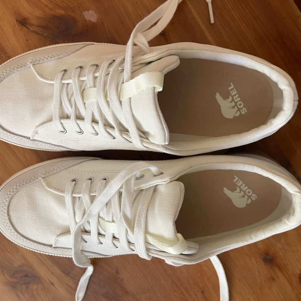 Sorel White Athletic Shoes with Platform Sole and Canvas Upper - Picture 3 of 3